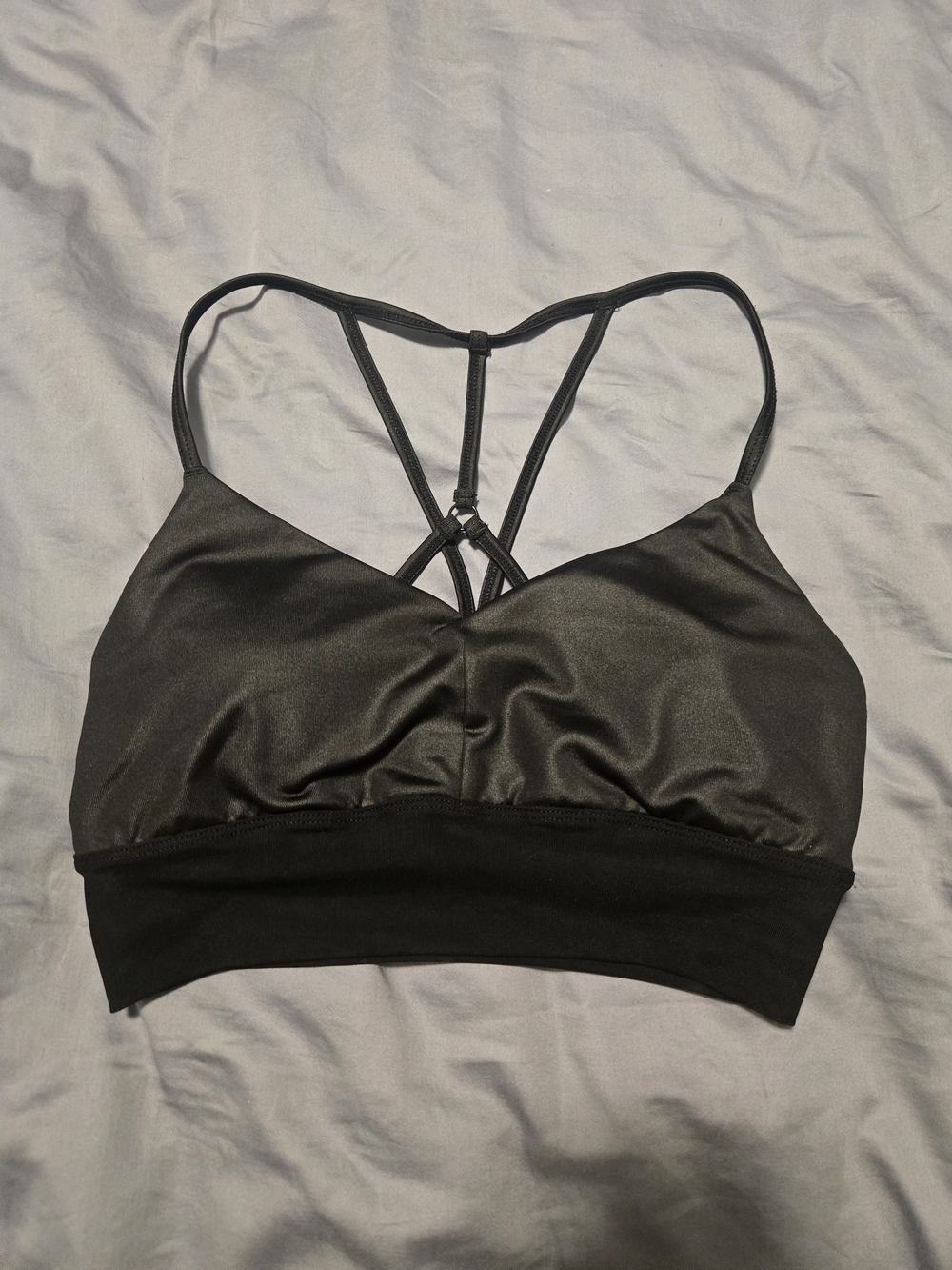 Alo YOGA Lavish Sports Bra In Glossy Black Size S - Picture 6 of 14